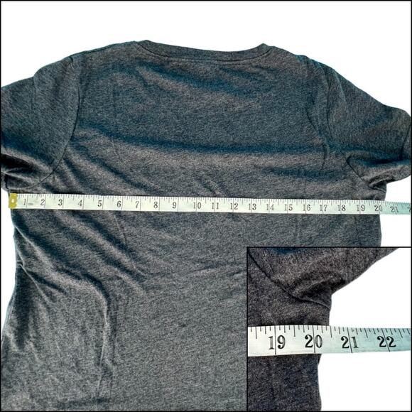 LAT Short Sleeve Crew Neck Tee Shirt Top Ladies Size Large Smoke - Picture 9 of 11